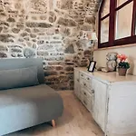 Talking Stones دولشياكا