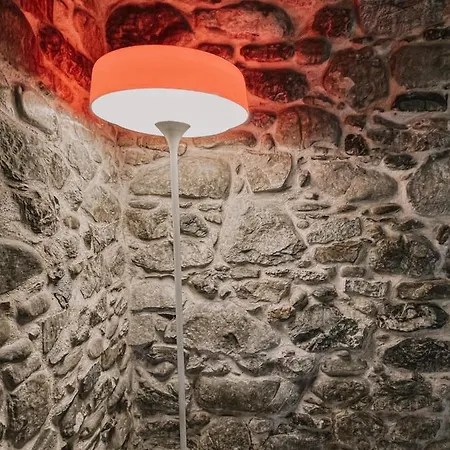 Talking Stones לינה וארוחת בוקר דולצ'אקווה