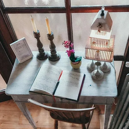 לינה וארוחת בוקר Talking Stones