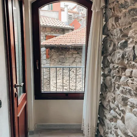 Talking Stones Bed & Breakfast Dolceacqua