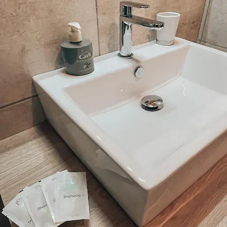 Talking Stones 4* דולצ'אקווה