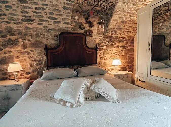 Talking Stones Bed & Breakfast Dolceacqua