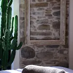 Talking Stones