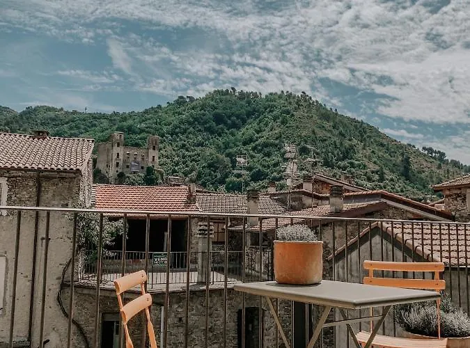 Talking Stones 4* Dolceacqua